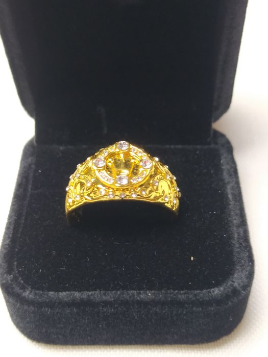 Sygnet męski korona cyrkonie