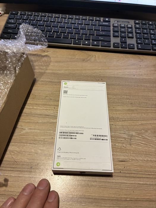 Iphone air 256 otwarty 6 mies temu lub zamienie na 17 pro