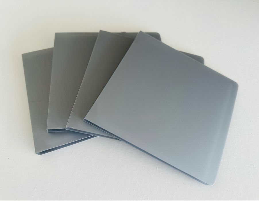4 porta CDs / DVDs para armazenamento/ transporte de 32 unidades no total