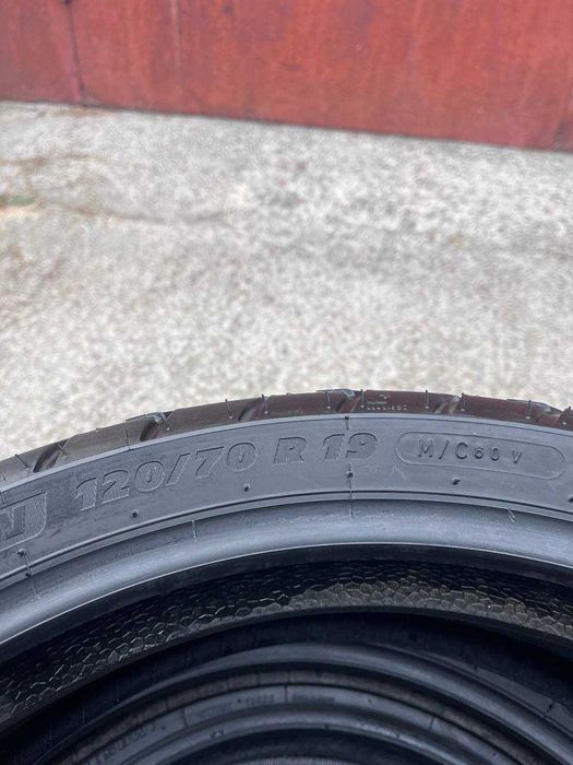 Мотошина Michelin Anakee Adventure 120/70 R19 мотогума