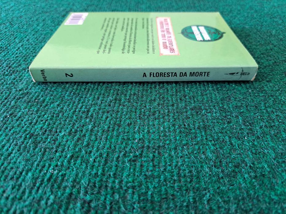 A Floresta da Morte - Ian Livingstone
