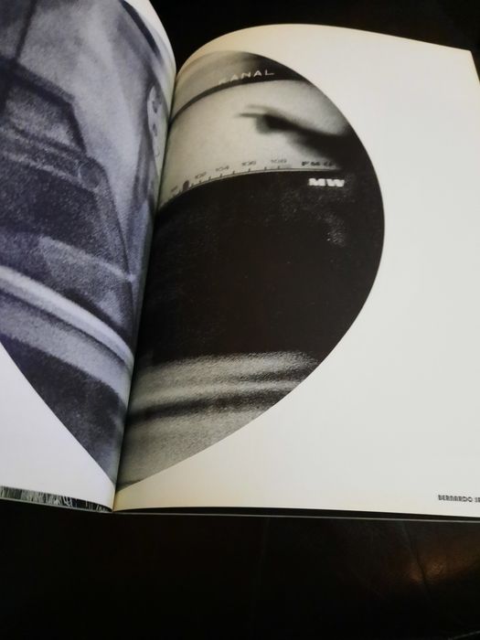 Revista  INÚTIL  edição 2010