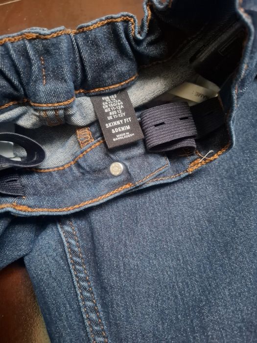 Spodnie jeansy dla szczupłego chlopca