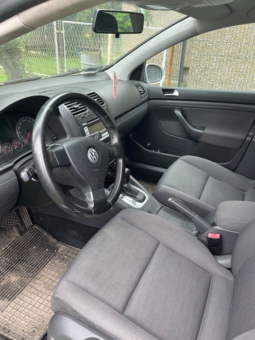 Volkswagen Golf V