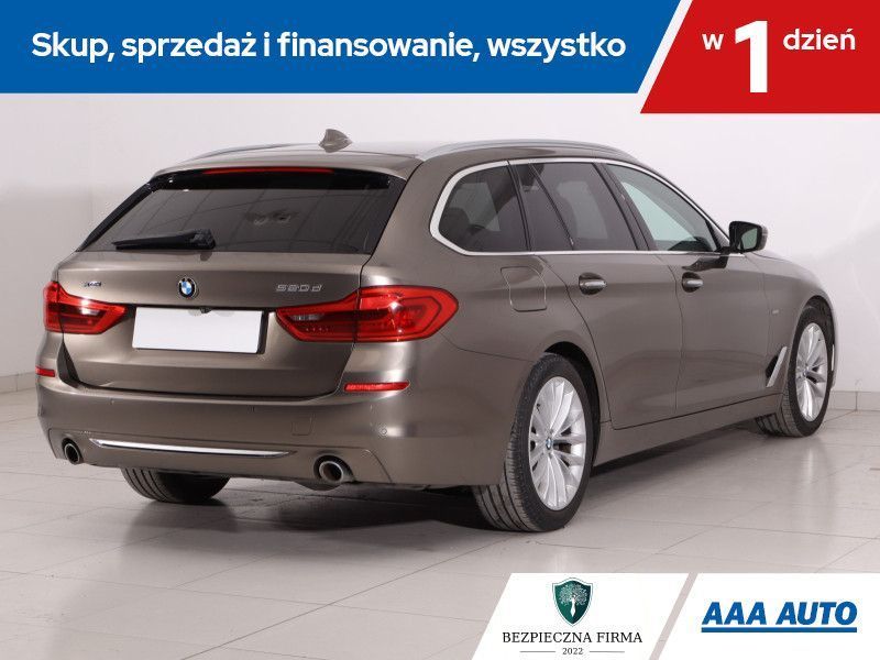 BMW 5 2017 photo 5