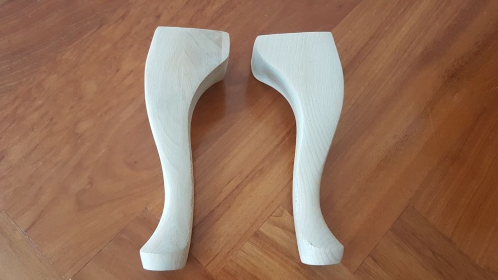 8 pés Queen Anne em madeira sólida - 23cm