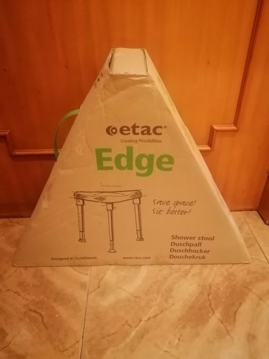 Banco triangular duche Novo