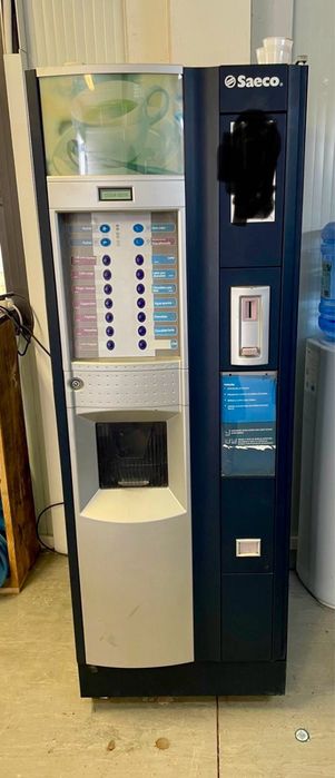 Maquina vending saeco