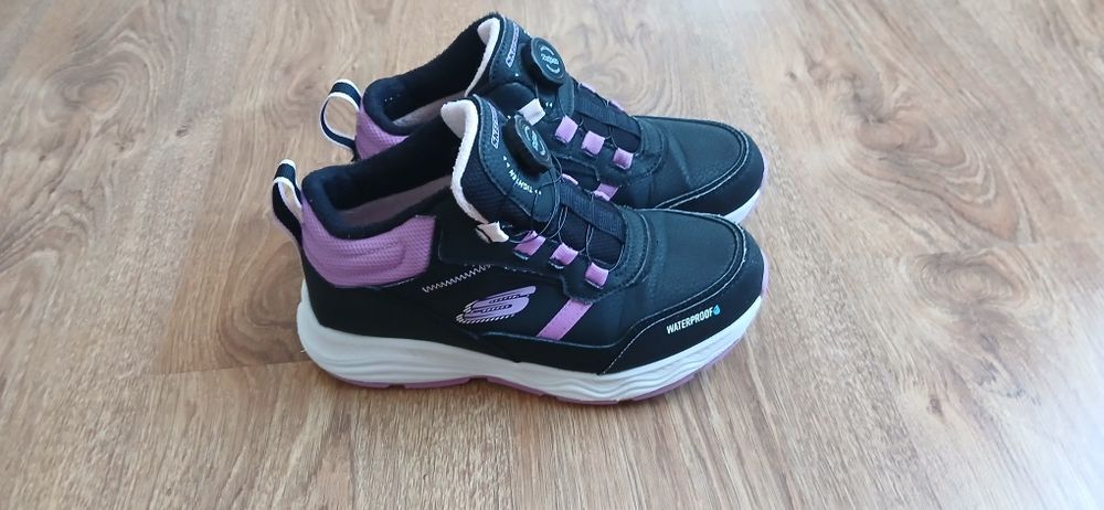 Skechers waterproof хайтопи кросівки ботинки 35р 22см boa застібка