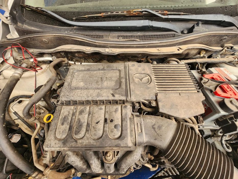 Mazda 2, Gasolina de 2010 ás peças.