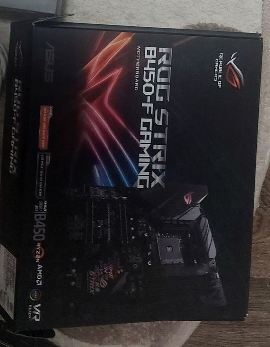 Материнська плата ASUS ROG Strix B450-F Gaming AM4