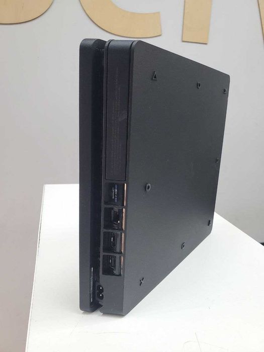 Sony Playstation 4 Slim 500Gb памяті,на 12.0,з іграми!