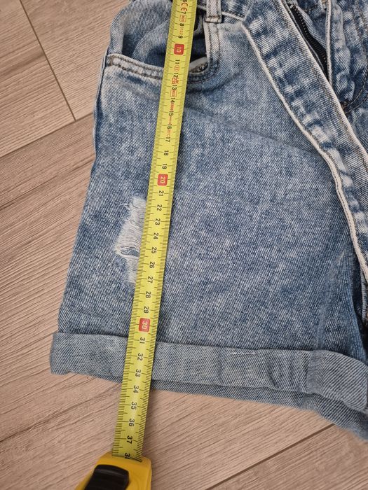 Spodenki. Page One Young. 134cm 8-9 lat