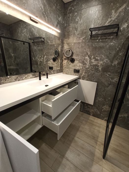 Столешня (стільниця, столешница) зі штучного каменю на замовлення