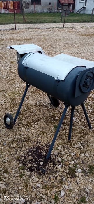 Grill mobilny sprawny