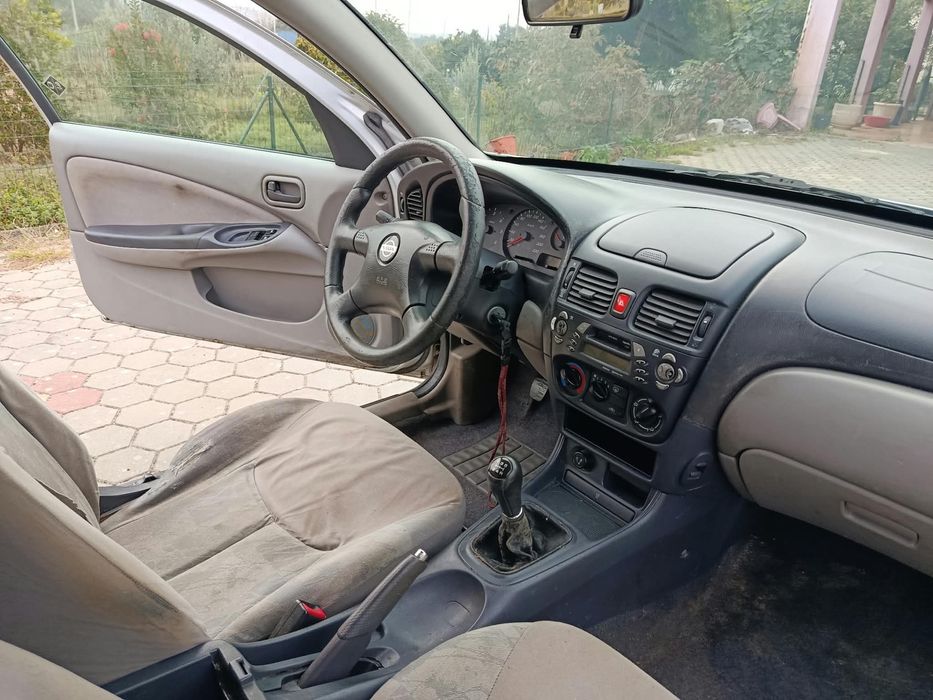 Nissan Almera 2.2 diesel