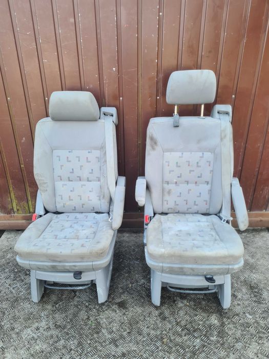 VW Transporter T5 fotel pojedyńczy obrotowy 2 rząd Multivan kamper