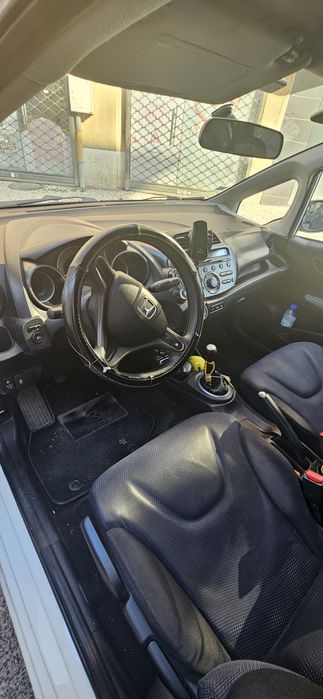 Honda jazz em  bom estado