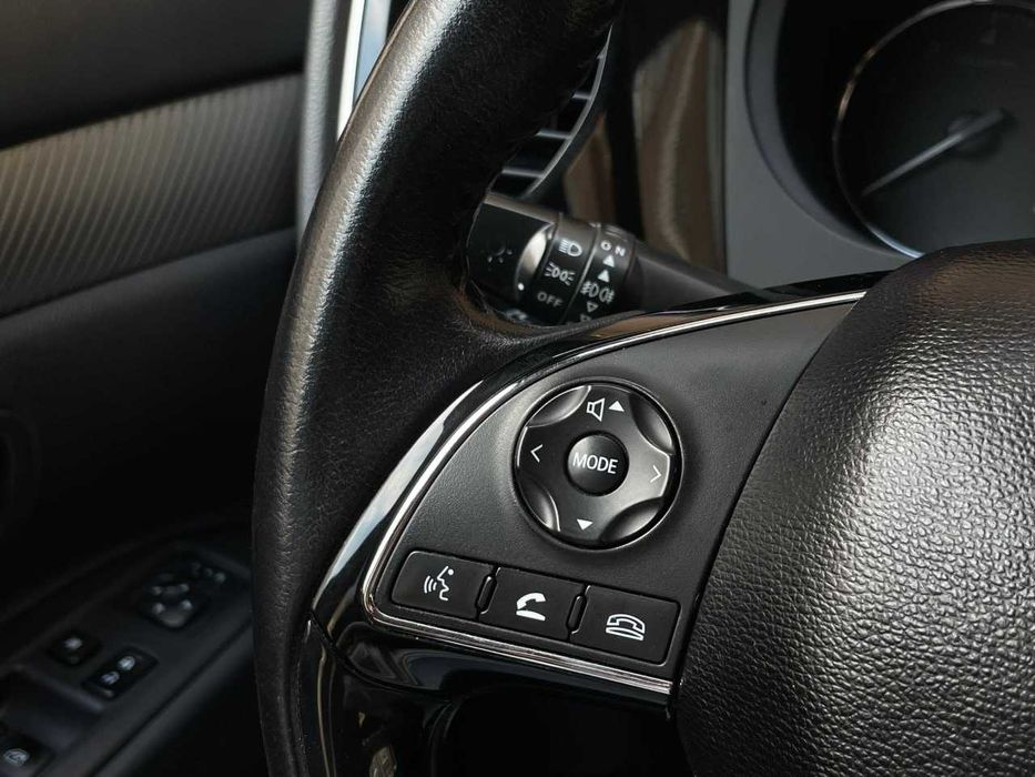 Продам Mitsubishi Outlander 2015. Можна в розстрочку, під викуп.