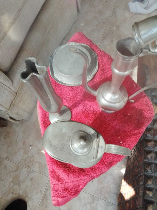 caixas e peças em estanho