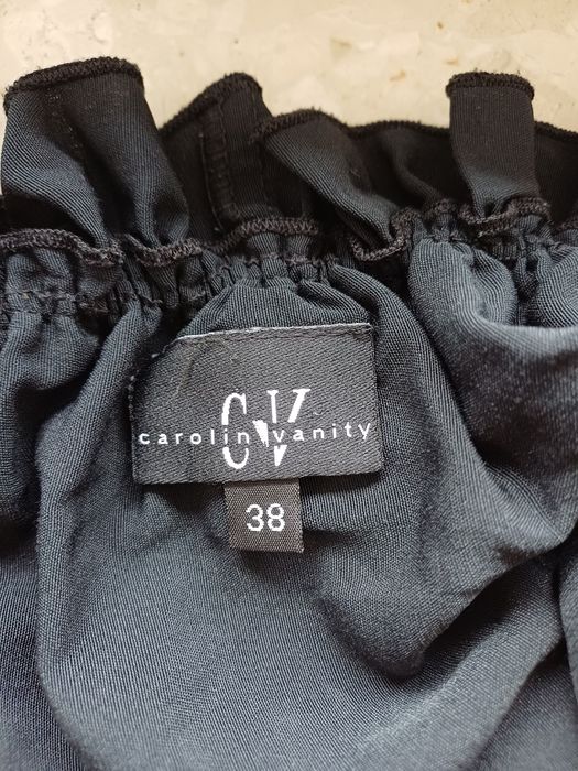 Czarna hiszpanka Carolin Vanity