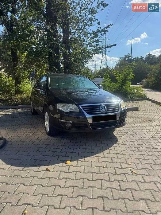 Volkswagen Passat 2006 (Автомат, 2.0 бензин)