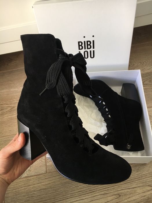 Bibi Lou buty botki sznurowane czarne 38