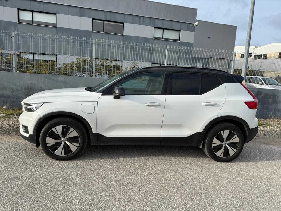 Volvo XC40 T5 - Plug In - Iva dedutível - 2020