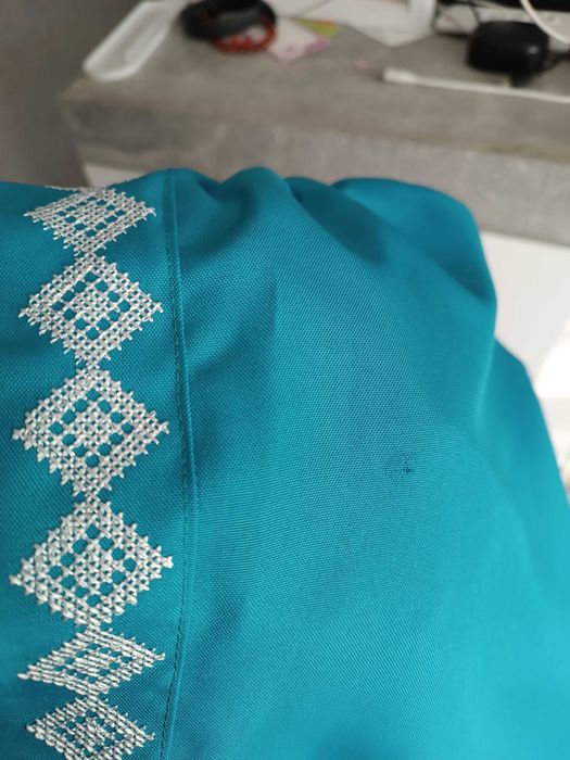 Блакитно-бірюзова сукня