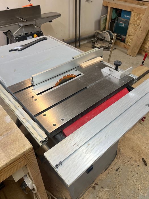 Циркулярний верстат станок Holzmann TS 250