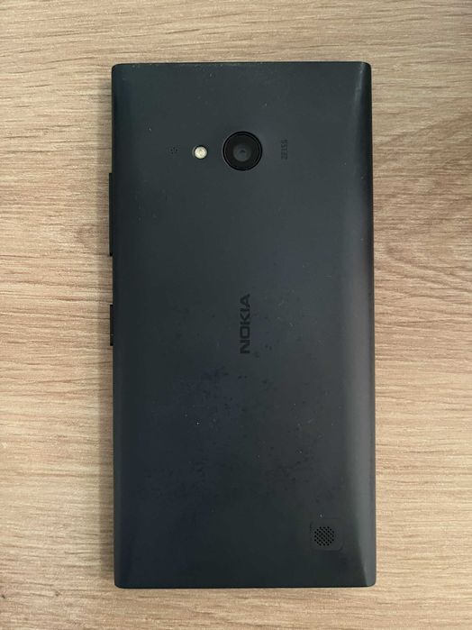 Nokia Lumia 735