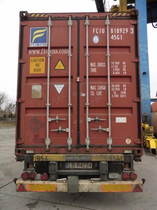 Kontener 40Hc (12m) lub 20DV (6m) SZCZELNY magazyn morski budowlany