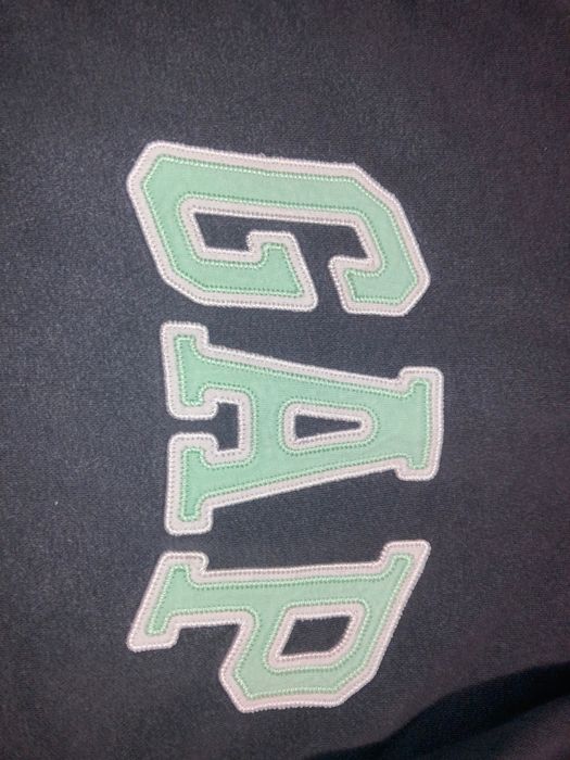 Продам кофту GAP