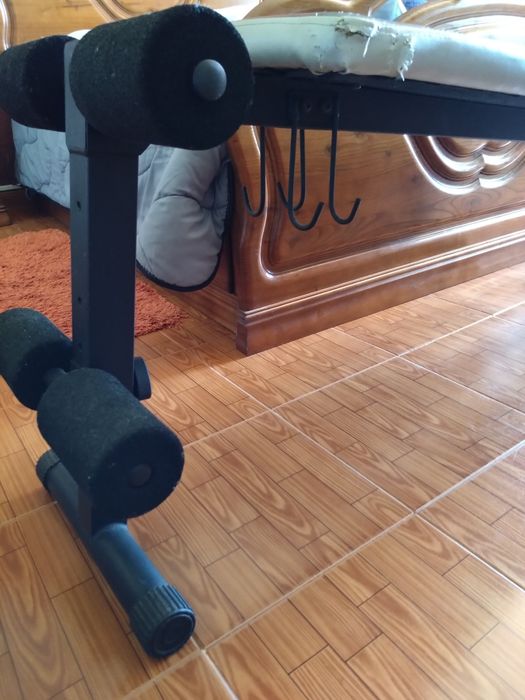 Conjunto completo musculação (banco + barras + discos em ferro) – ideal para home gym