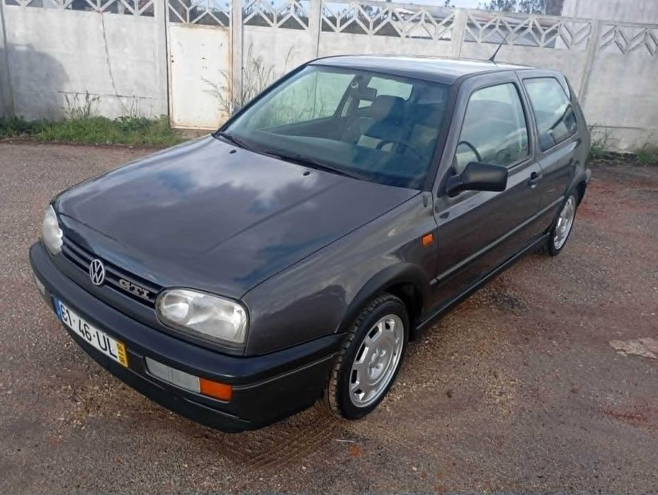 Volkswagen Golf GTI 2.0 8V