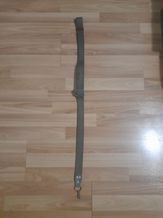 Pas nosny do karabinu kalasznikowa.