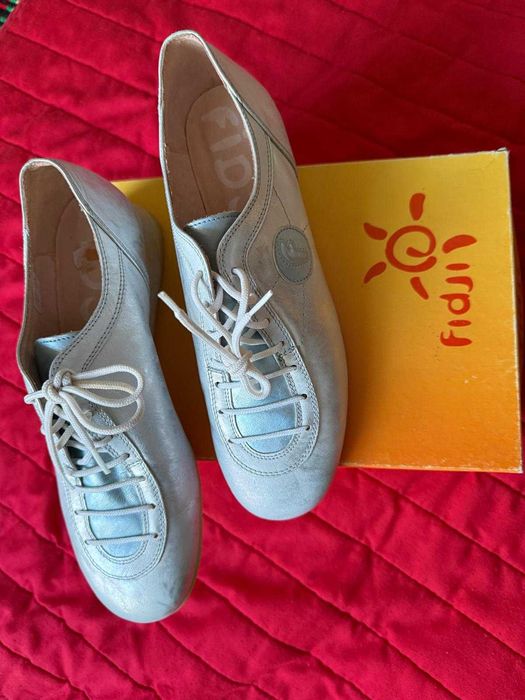 Calçados artesanais Fidji