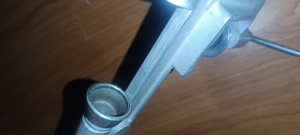 Новий   затискач патронів  12 калібру