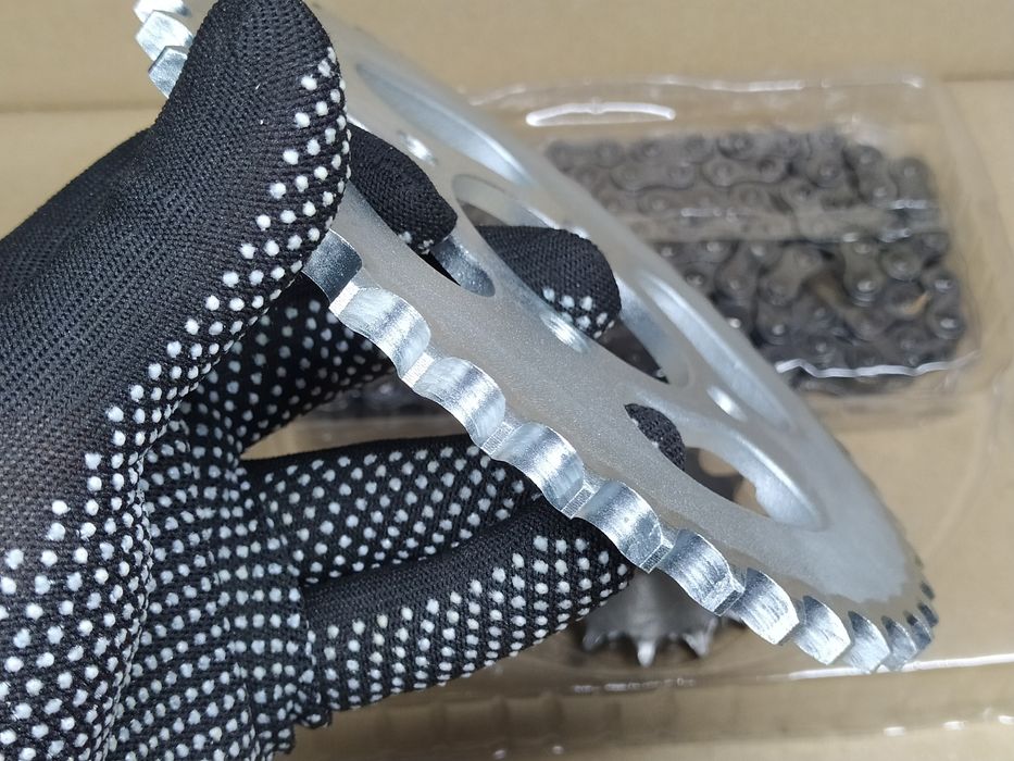 Звезды и цепь 428- 14/41, 14/38 к-кт мопеда Дельта Альфа Мустанг