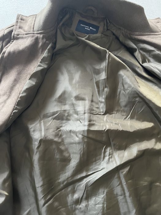 Bomber Antonio Bacci