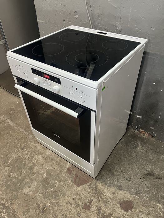 Kuchenka SIEMENS 60cm elektryczna |12msc |Dobry stan |Dowóz
