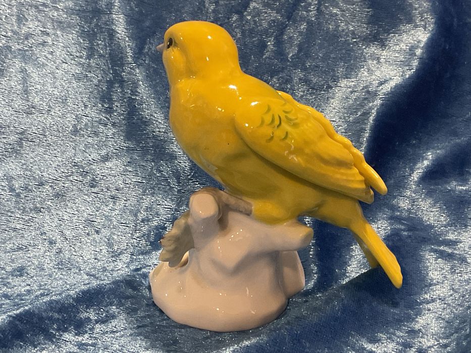 Ave vista alegre porcelana pintura manual 12 cm anúncios abaixo