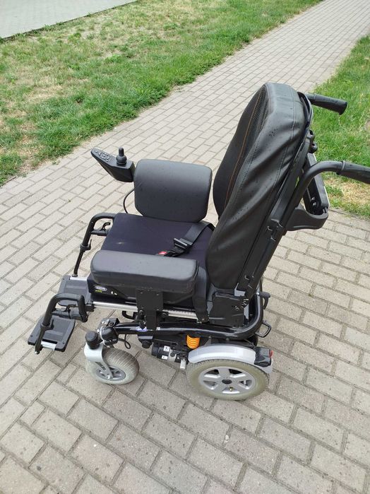 Wozek Bora invacare