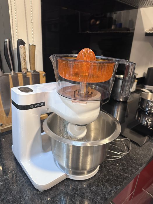 Robô de cozinha Bosh 9 acessórios