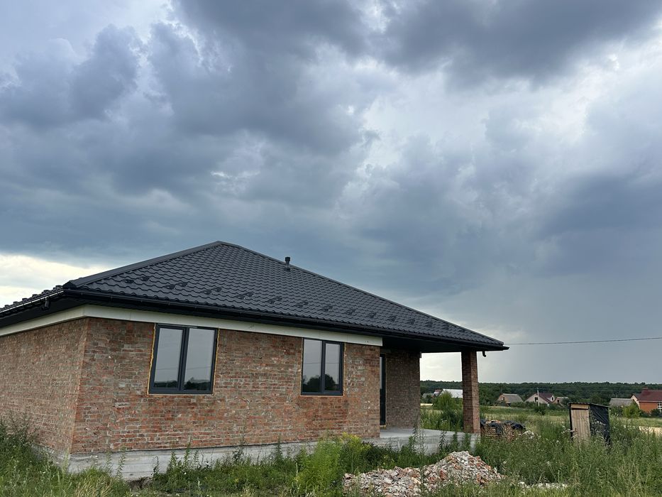 Продам будинок в Стрижавці в р-ні Кемпінгу