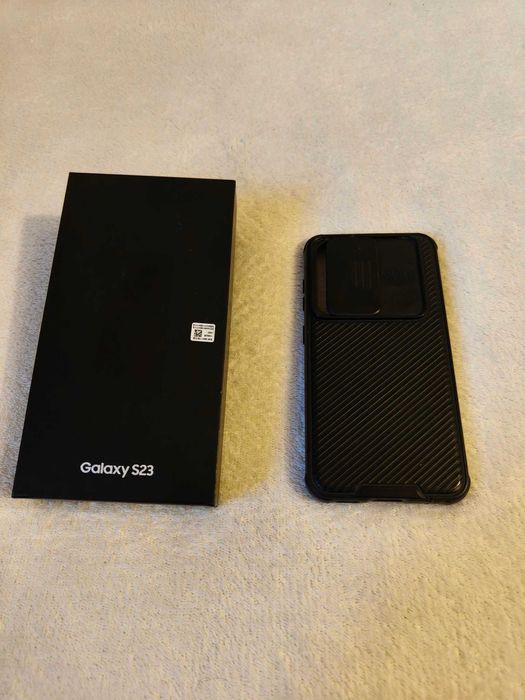 Samsung Galaxy S23 8/128gb jak nowy