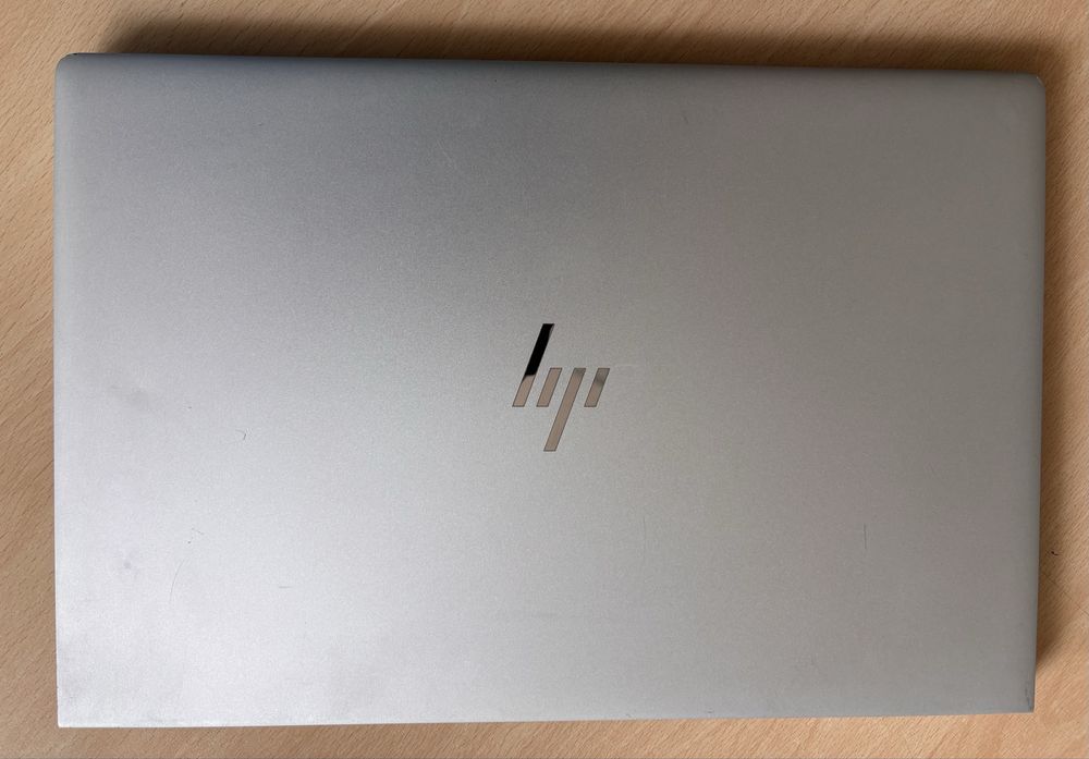 HP EliteBook 850 G6•15,6" IPS•Core i5-8250U•8-16•256SSD