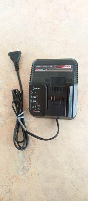 Ładowarka EINHELL Power X-CHARGER 3A 18V