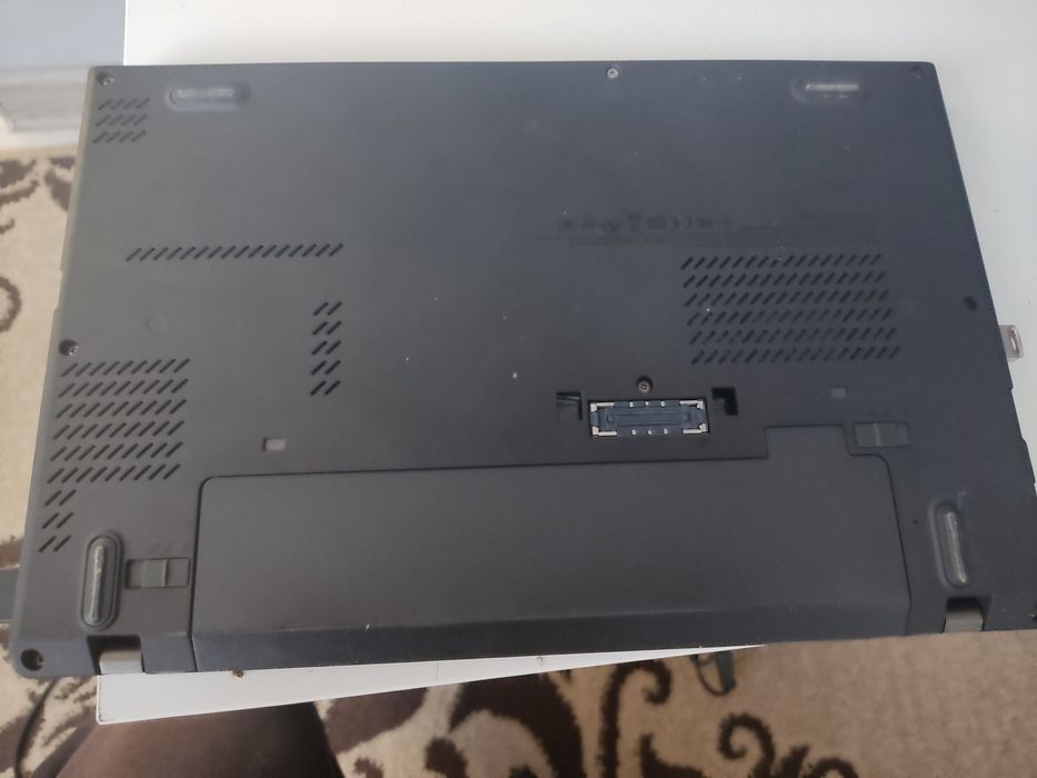 Продам Lenovo thinkpad x240 8 озу 128 ssd