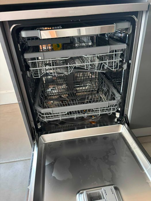 Máquina de lavar loiça LG DF325FP